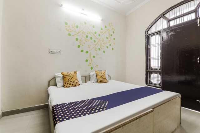 Oyo Hotel Radhe Krishna Marriage Hall Lucknow Eksteriør bilde